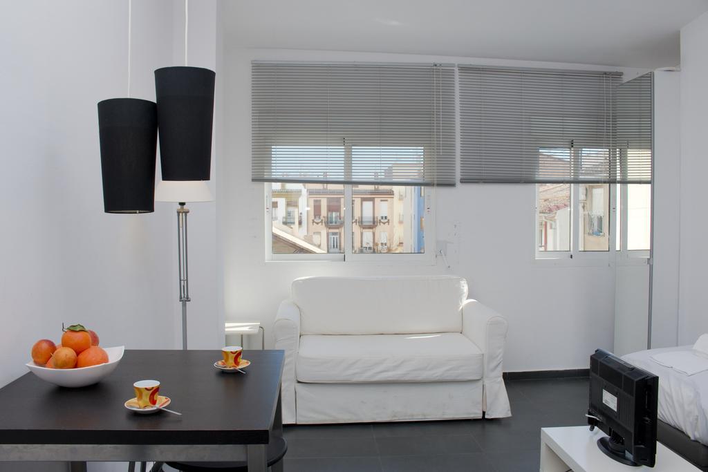 Na Jordana Apartments Valence Chambre photo
